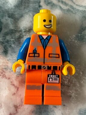 Lego Orange and Blue Construction Worker Minifigure emit